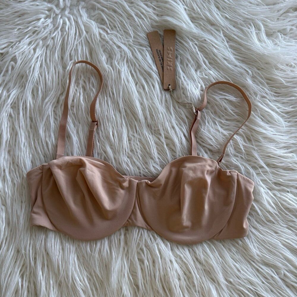 Skims Smoothing Intimates Strapless Bra Clay Size 40C